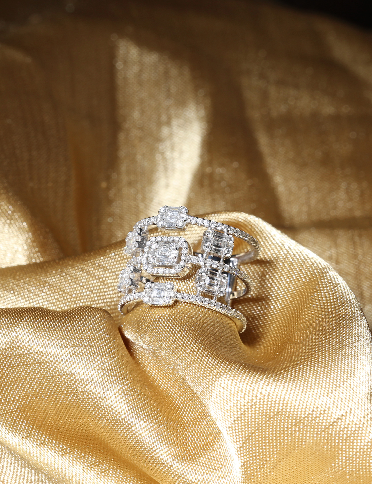 1.38 Carat Baguette Diamond Ring Secondary image