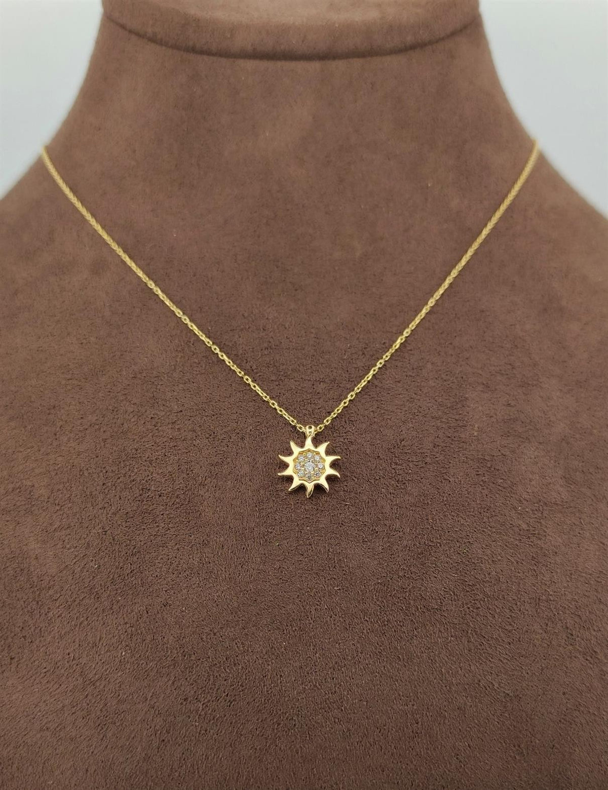 Sun Stone-Set Gold Necklace