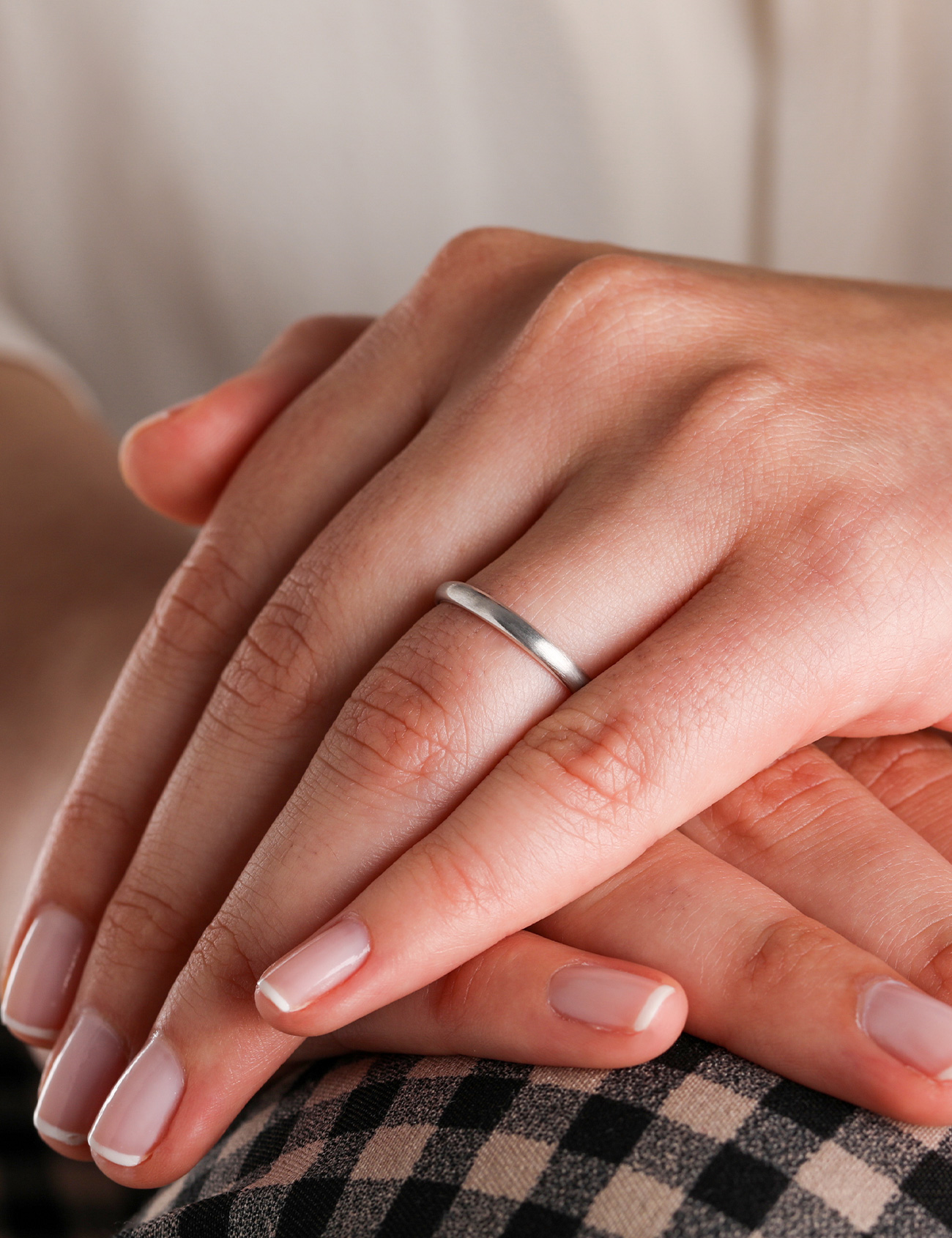 White Gold Wedding Band 2,40mm