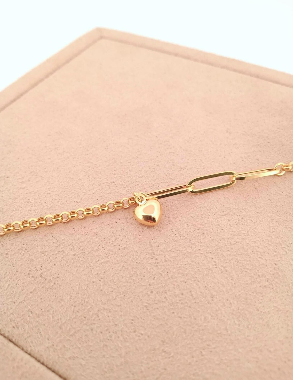 8K Drop Heart Paperclip Gold Bracelet