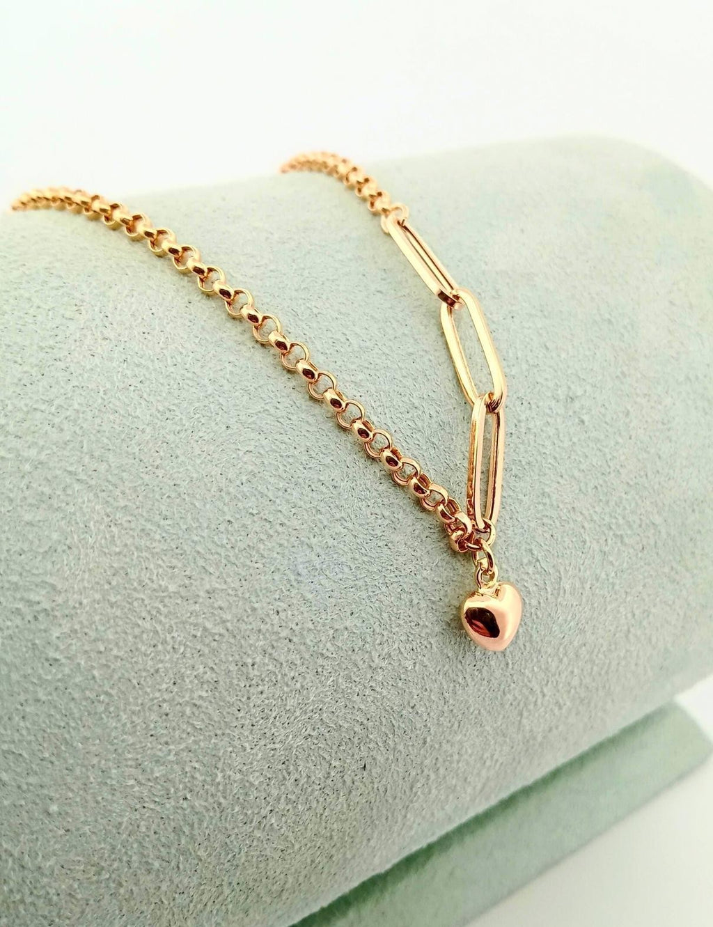 8K Drop Heart Paperclip Gold Bracelet