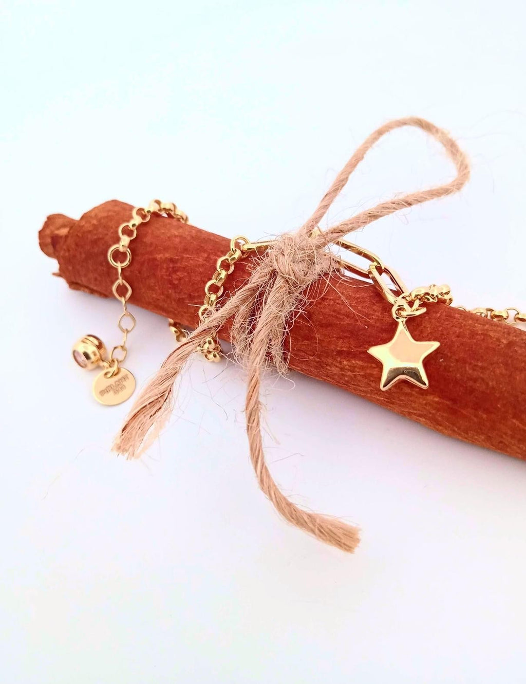 8K Drop Star Gold Bracelet