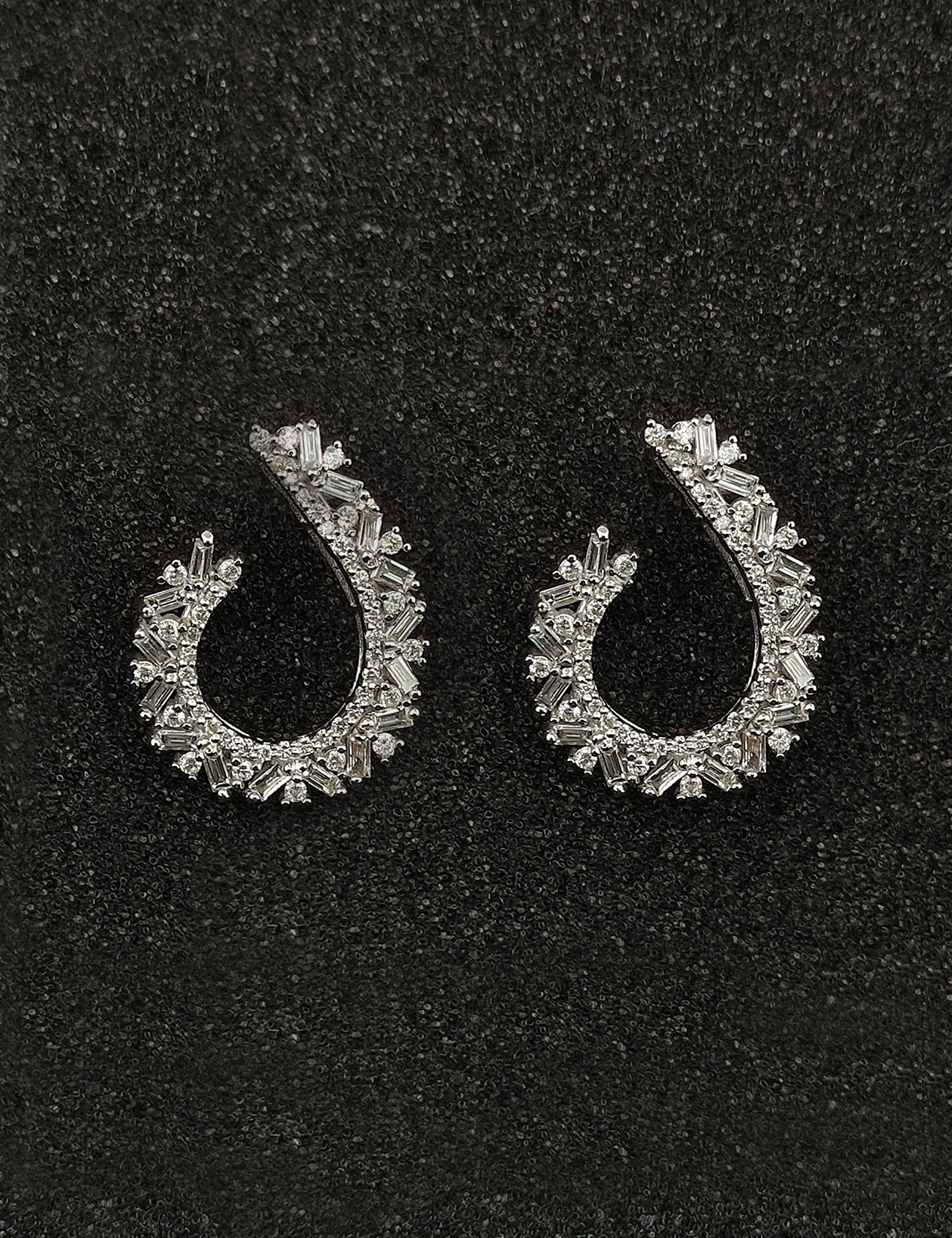 1.11 Carat Diamond Earrings