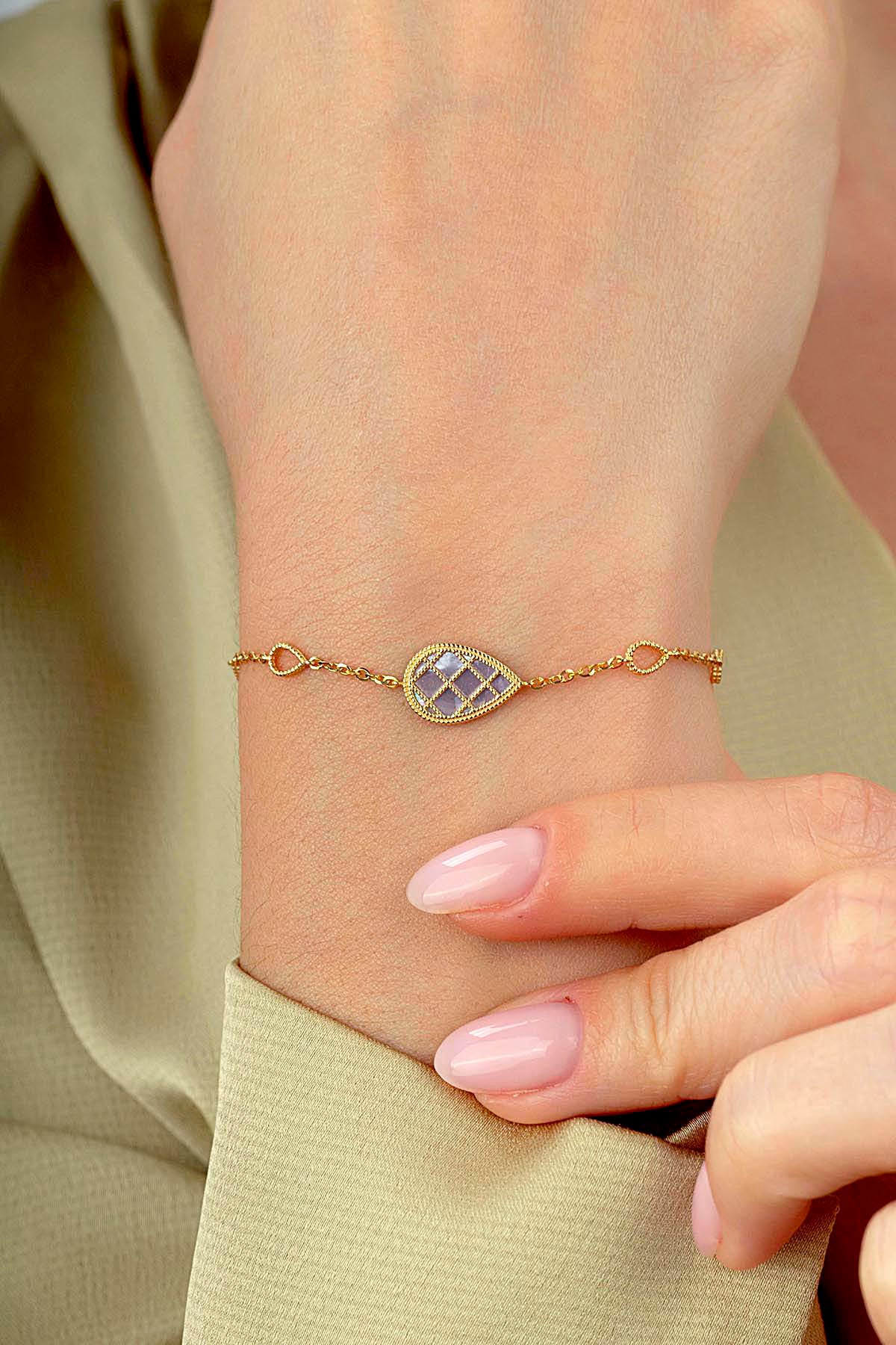 Reversible Gray White Mother-of-Pearl Pear Gold Bracelet