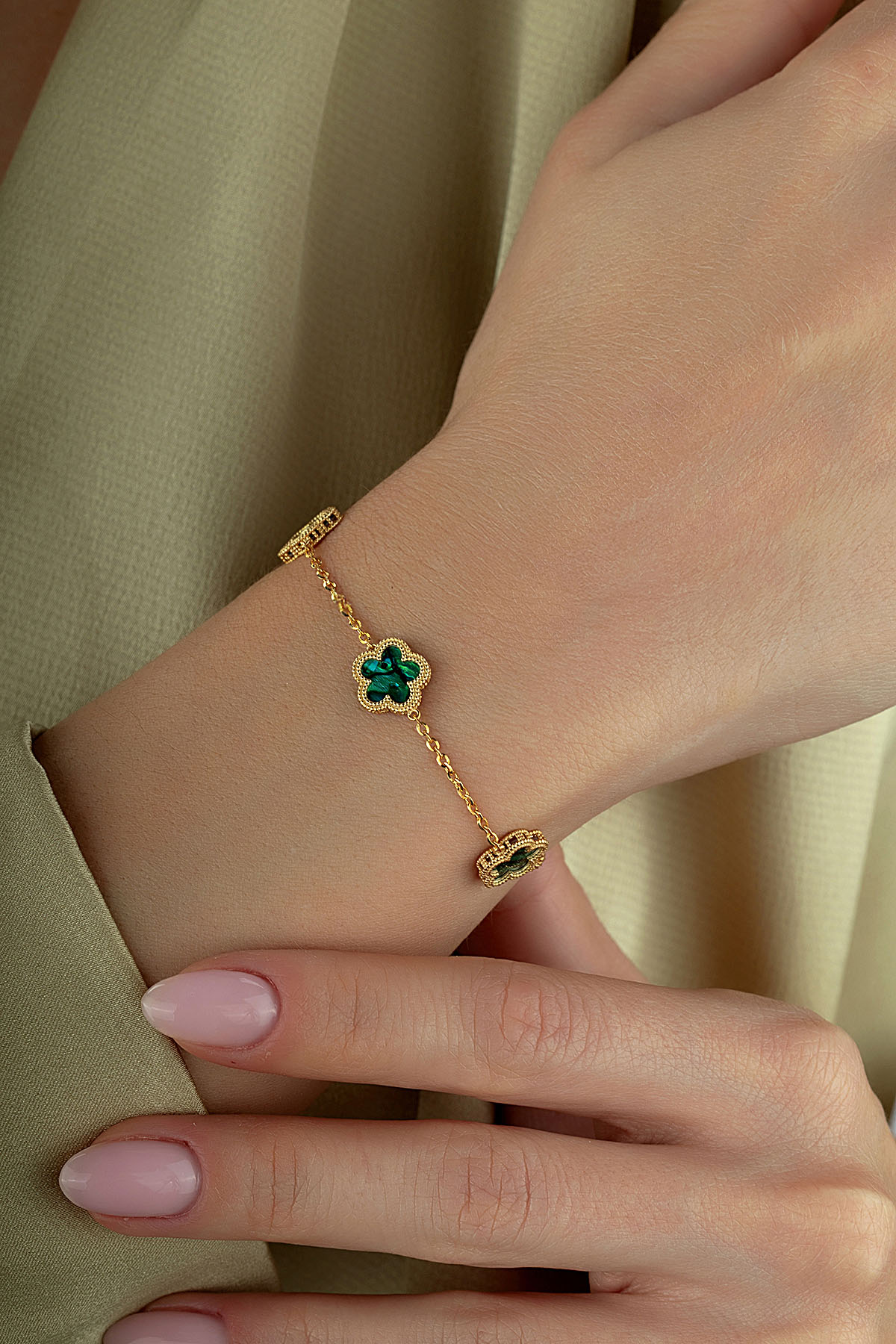 Reversible Green White 3 Floral Patterned Gold Bracelet Main image