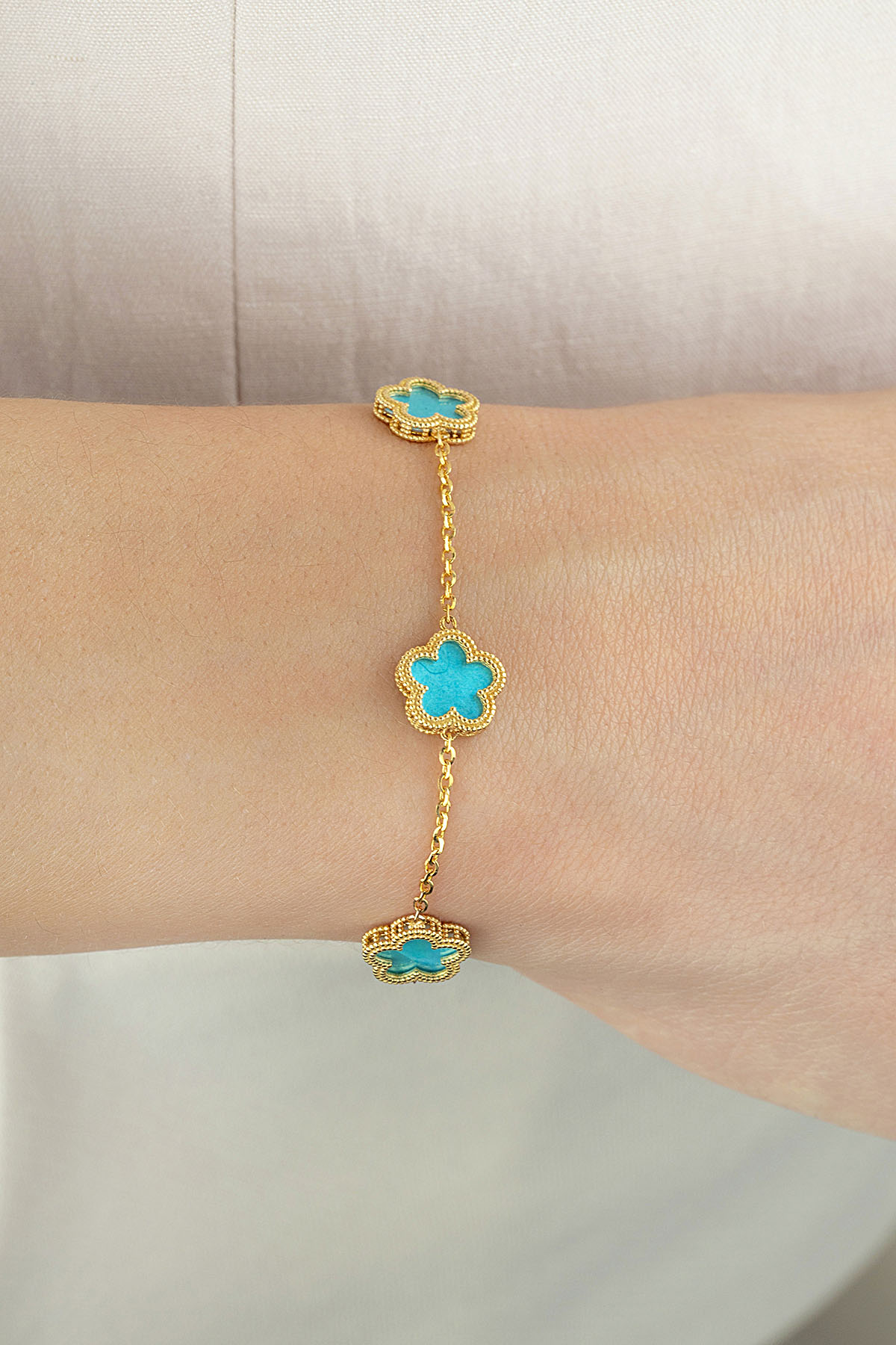 Reversible Turquoise White 3 Floral Patterned Gold Bracelet Secondary image