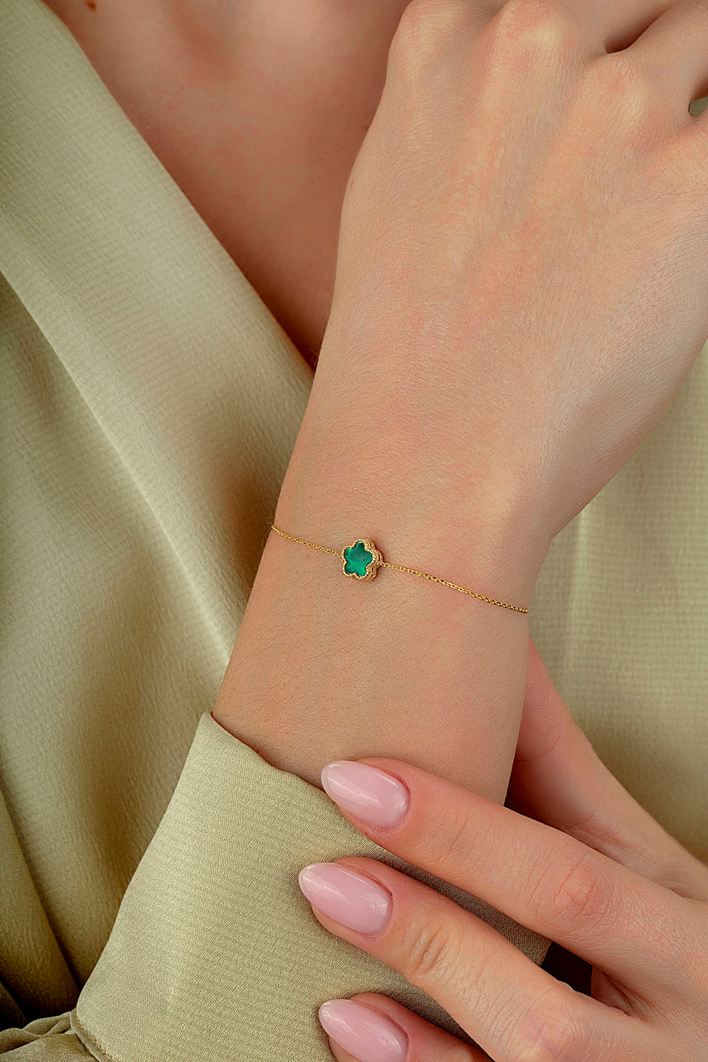 Reversible Green Mother-of-Pearl Floral Gold Bracelet