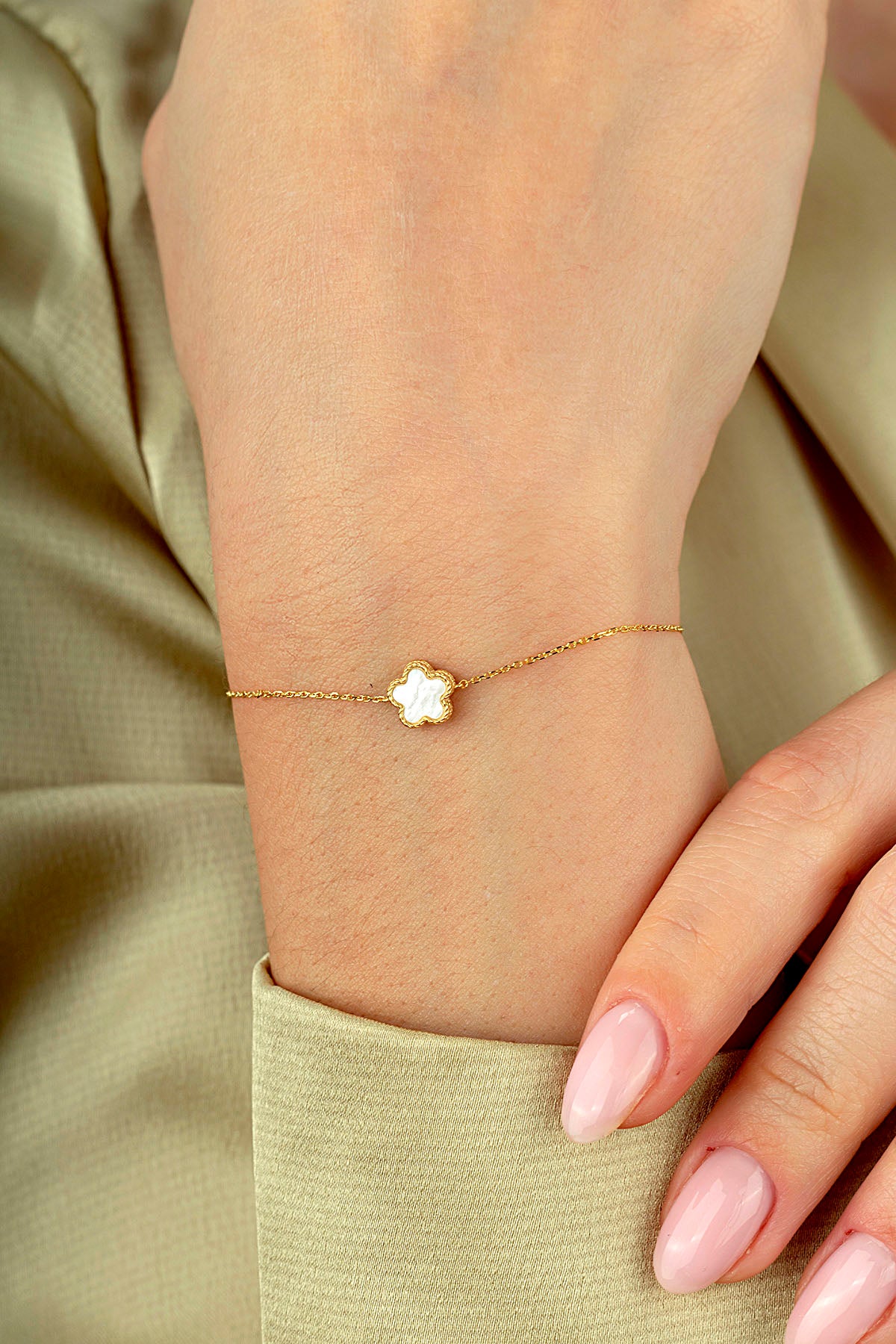 Reversible Pink Mother-of-Pearl Floral Gold Bracelet
