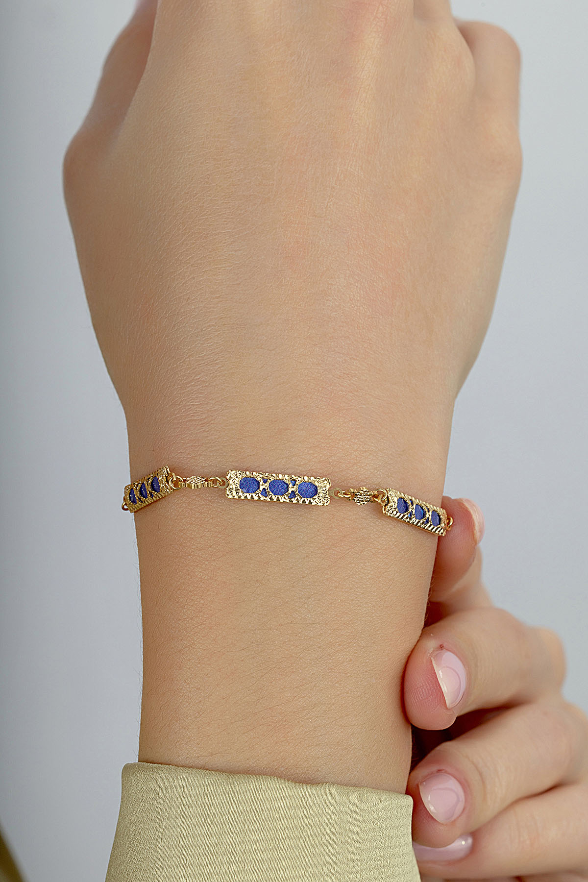 Reversible White Blue Mother-of-Pearl Geometric Gold Geometric Secondary image