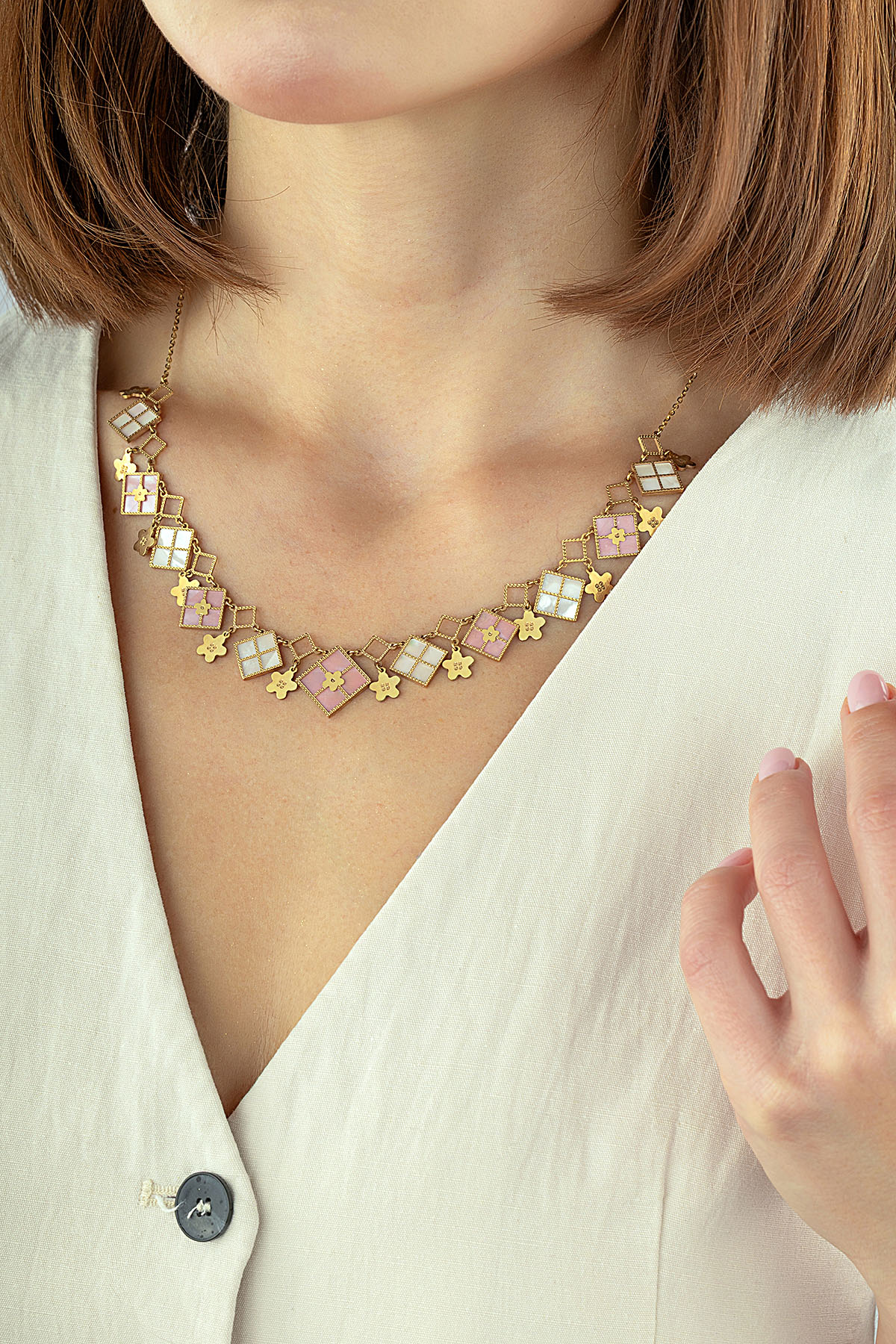 White Pink Mother-of-Pearl Rectangular Shape Italian Gold Necklace Secondary image