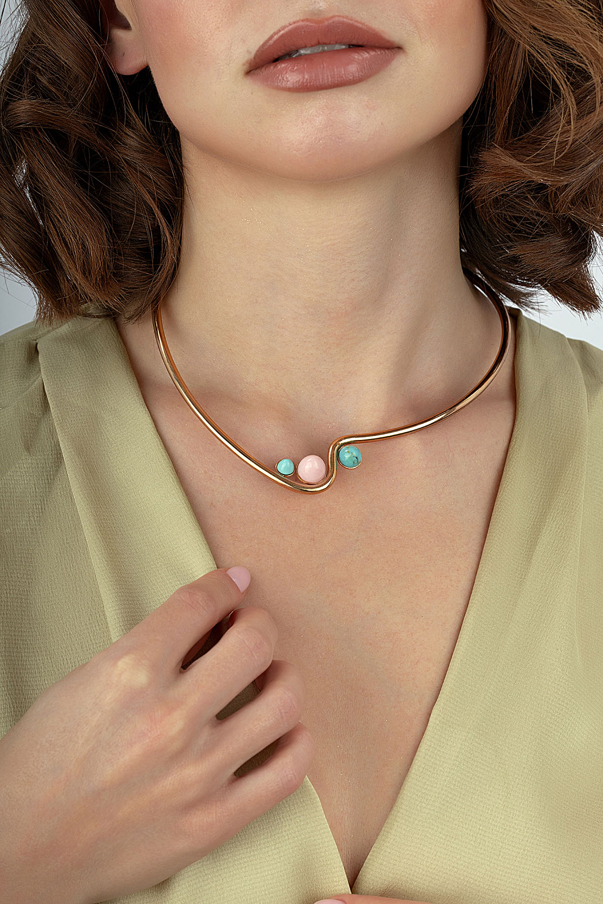 Rose Opal Turquoise Stone-Set Gold Necklace Secondary image