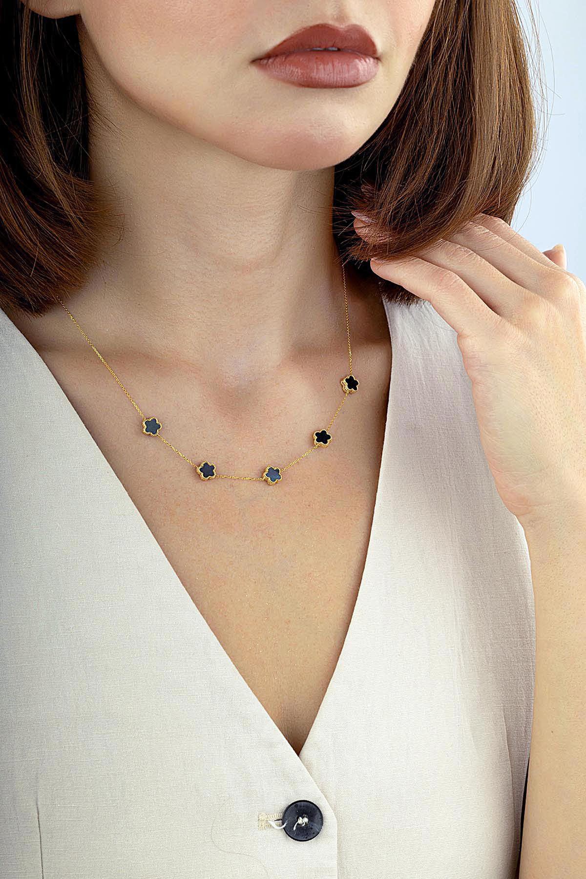 Reversible Black White Mother-of-Pearl Five Floral Gold Necklace Secondary image