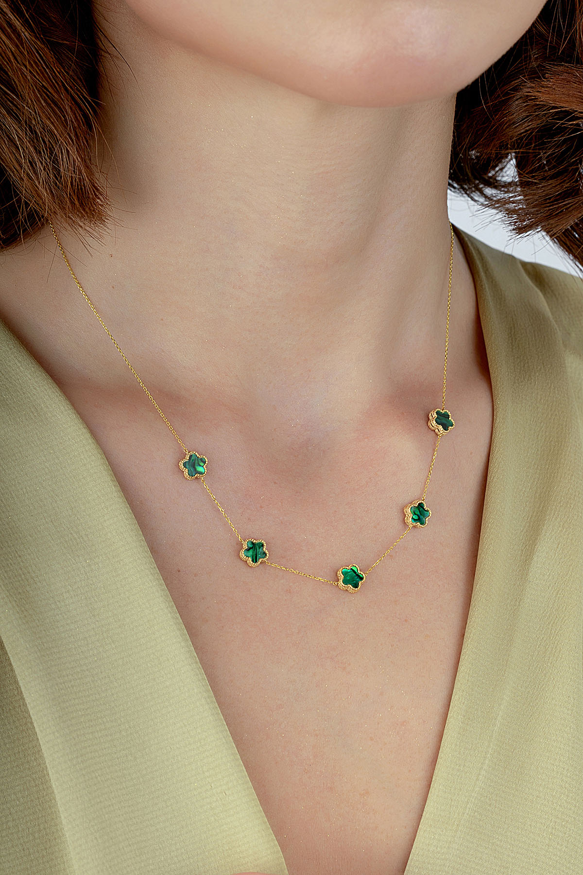 Reversible Green White Mother-of-Pearl Five Floral Gold Necklace Secondary image