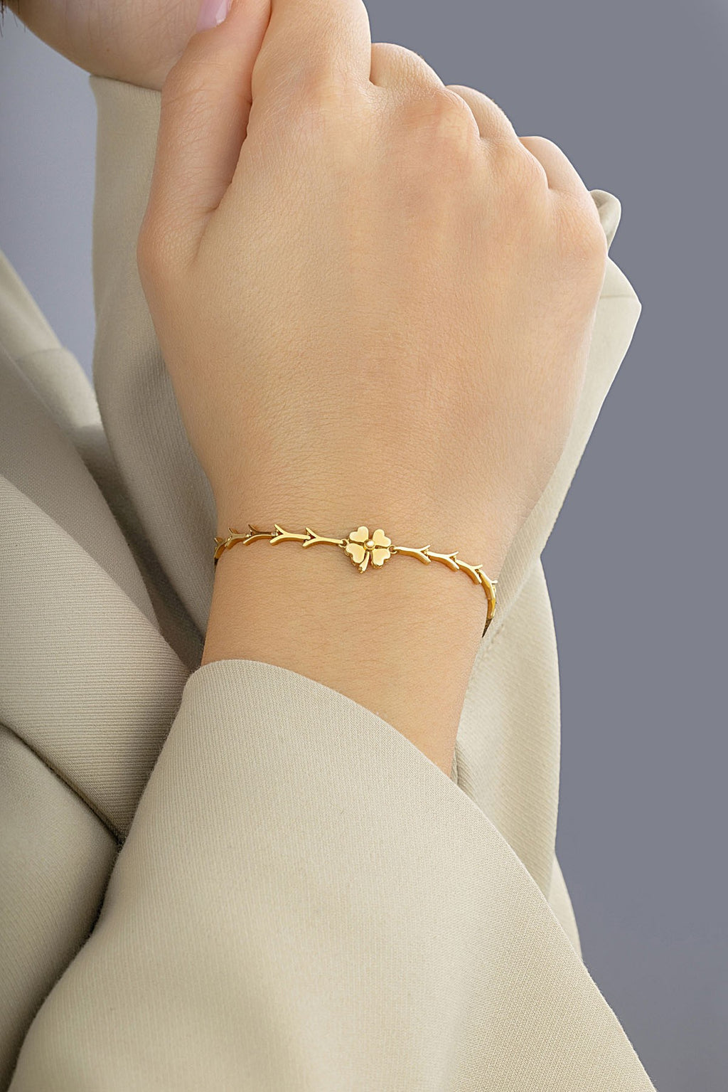 14K Clover Modern Gold Bracelet