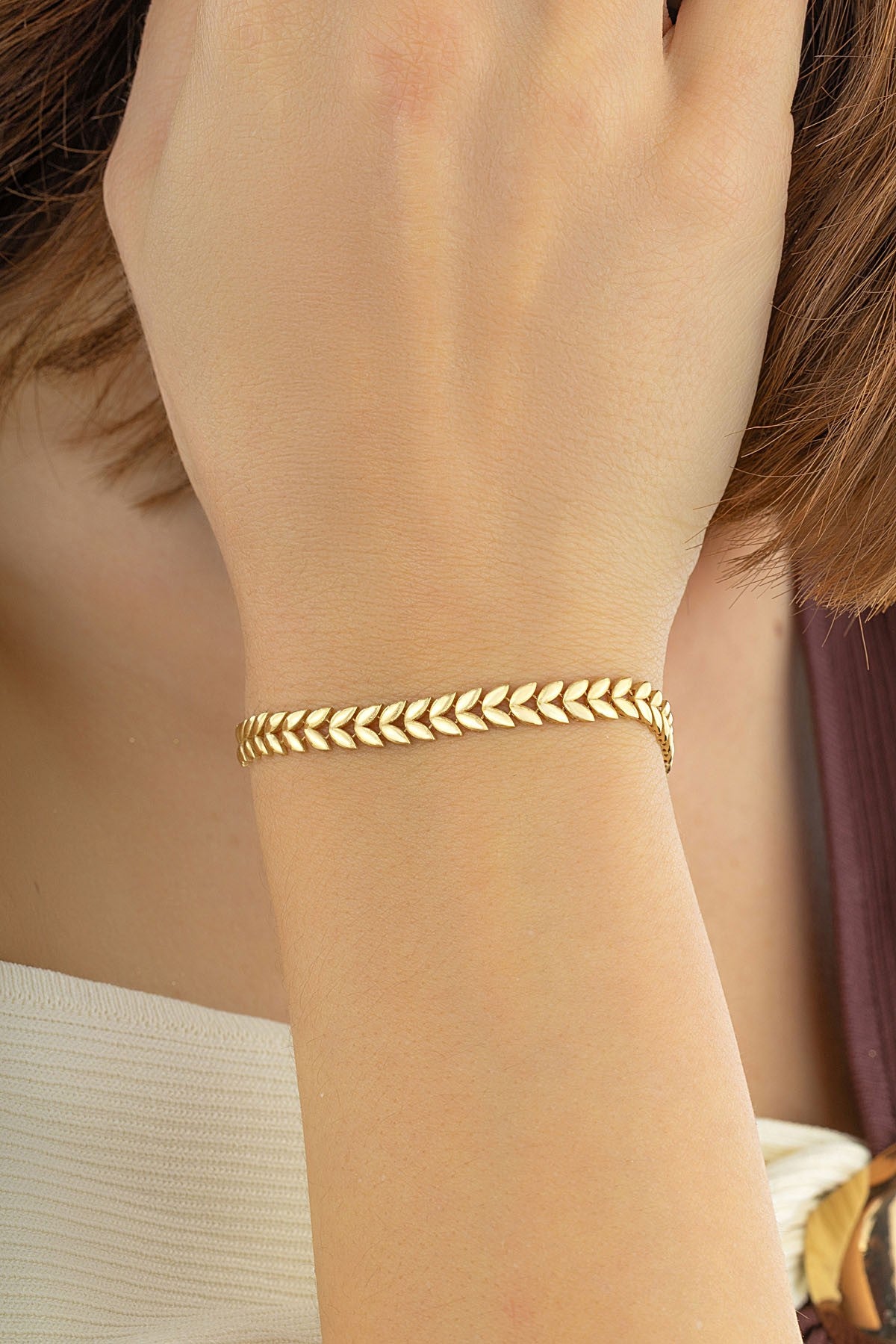 14K Leaf Patterned Chain Bracelet