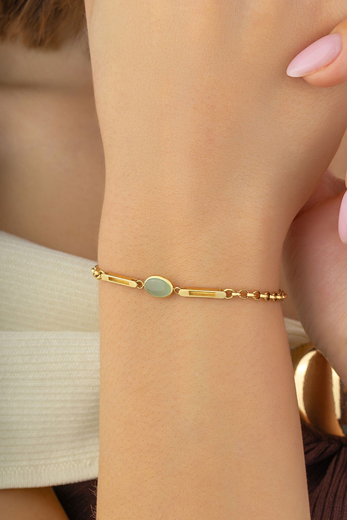 14K Soft Green Stone-Set Gold Bracelet