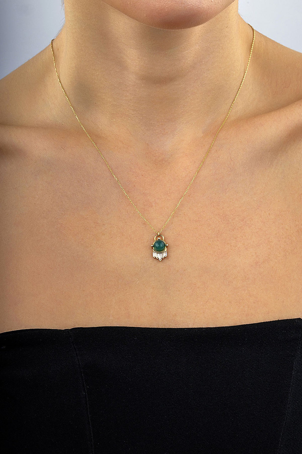 14K Green Stone-Set Gold Necklace