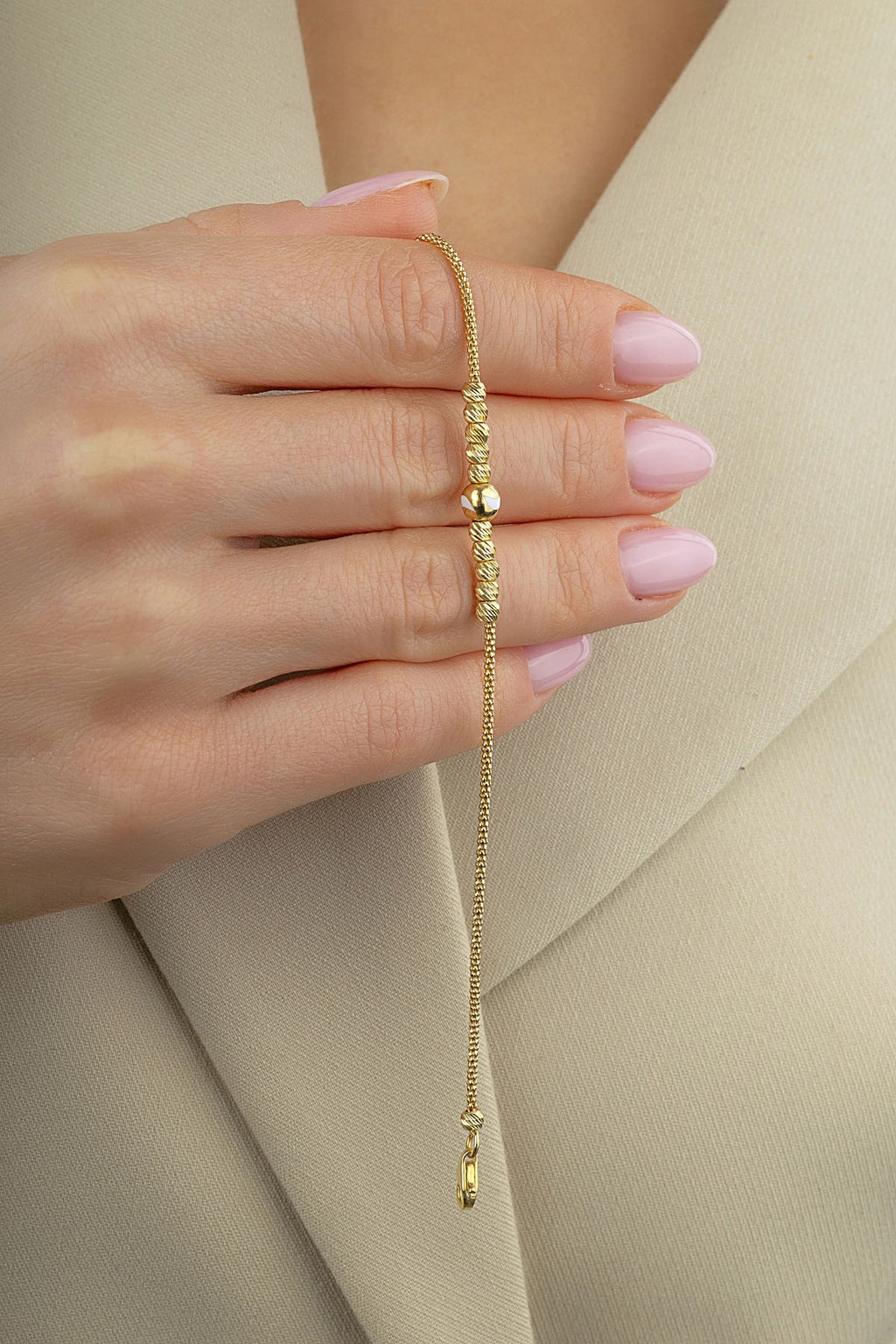 14K White Stripe Bead Gold Bracelet