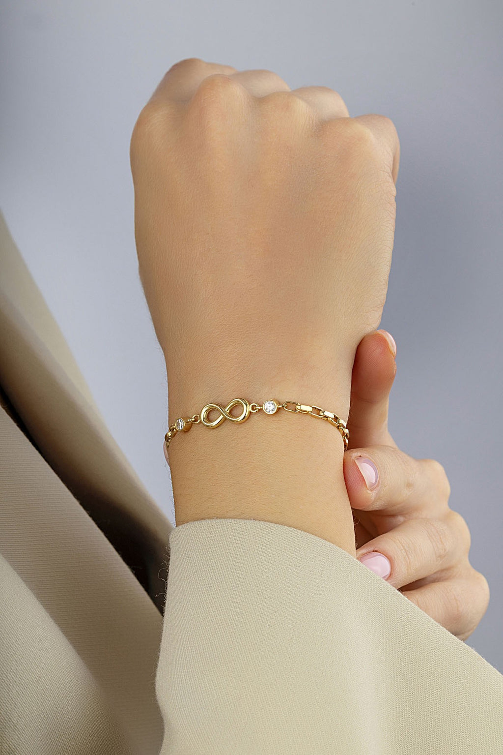 14K Round Stone-Set Infinity Gold Bracelet