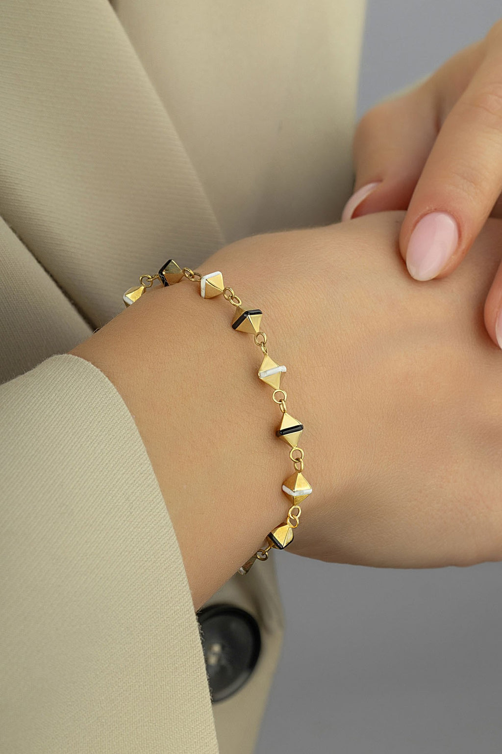14K Black White Rectangular Cube Gold Bracelet
