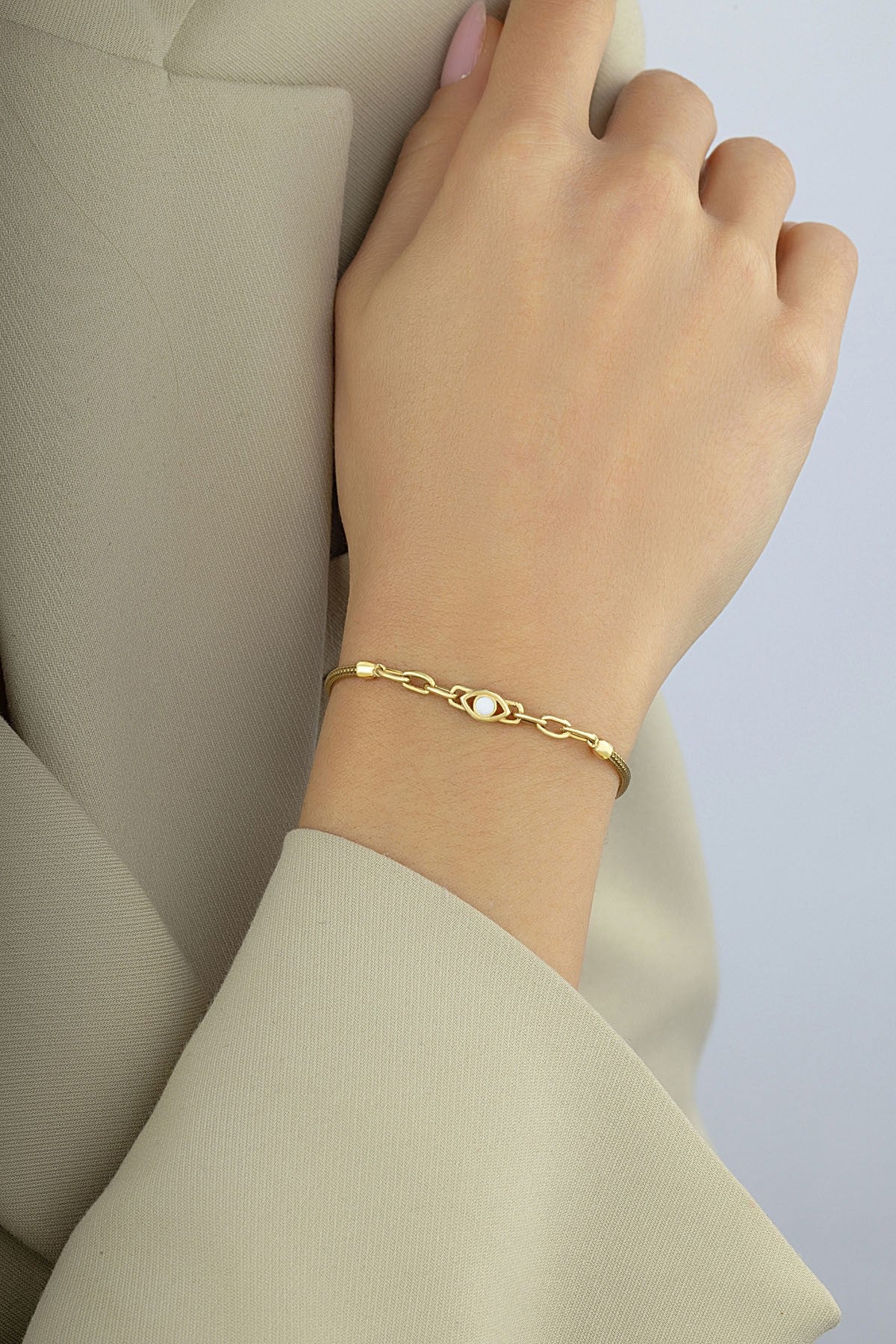 14K Reversible Eye Gold Bracelet