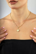 14K Floral Motif Paperclip Gold Necklace
