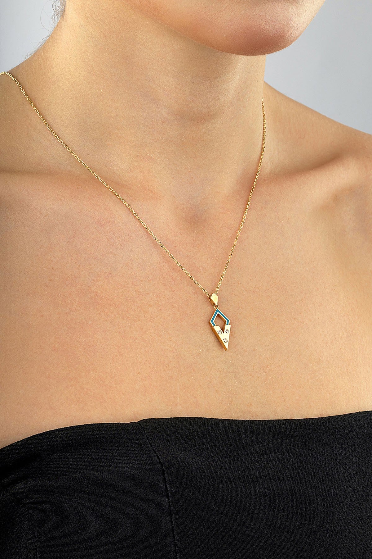 14K Stone-Set Enamel Gold Necklace