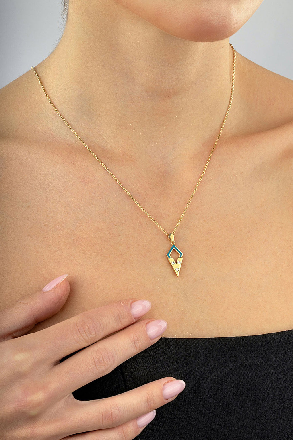 14K Stone-Set Enamel Gold Necklace