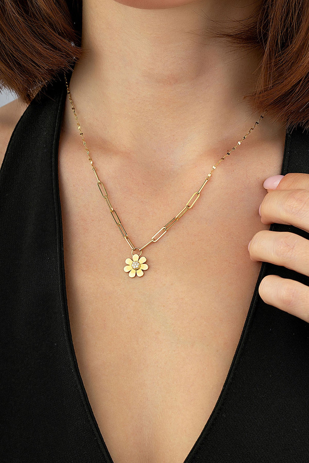 14K Floral Motif Paperclip Gold Necklace