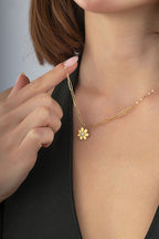 14K Floral Motif Paperclip Gold Necklace