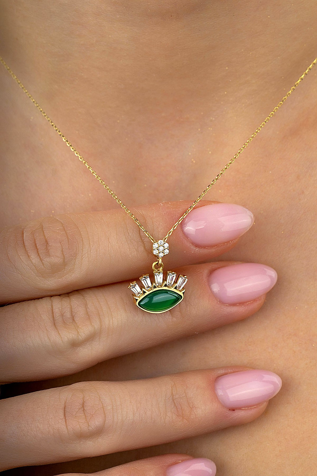 14K Green Stone-Set Gold Necklace