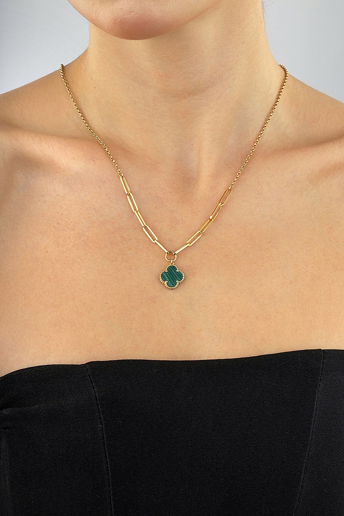 14K Paperclip Detail Green Clover Gold Necklace