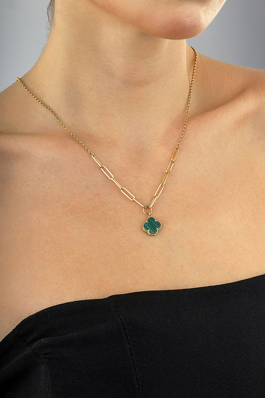 14K Paperclip Detail Green Clover Gold Necklace