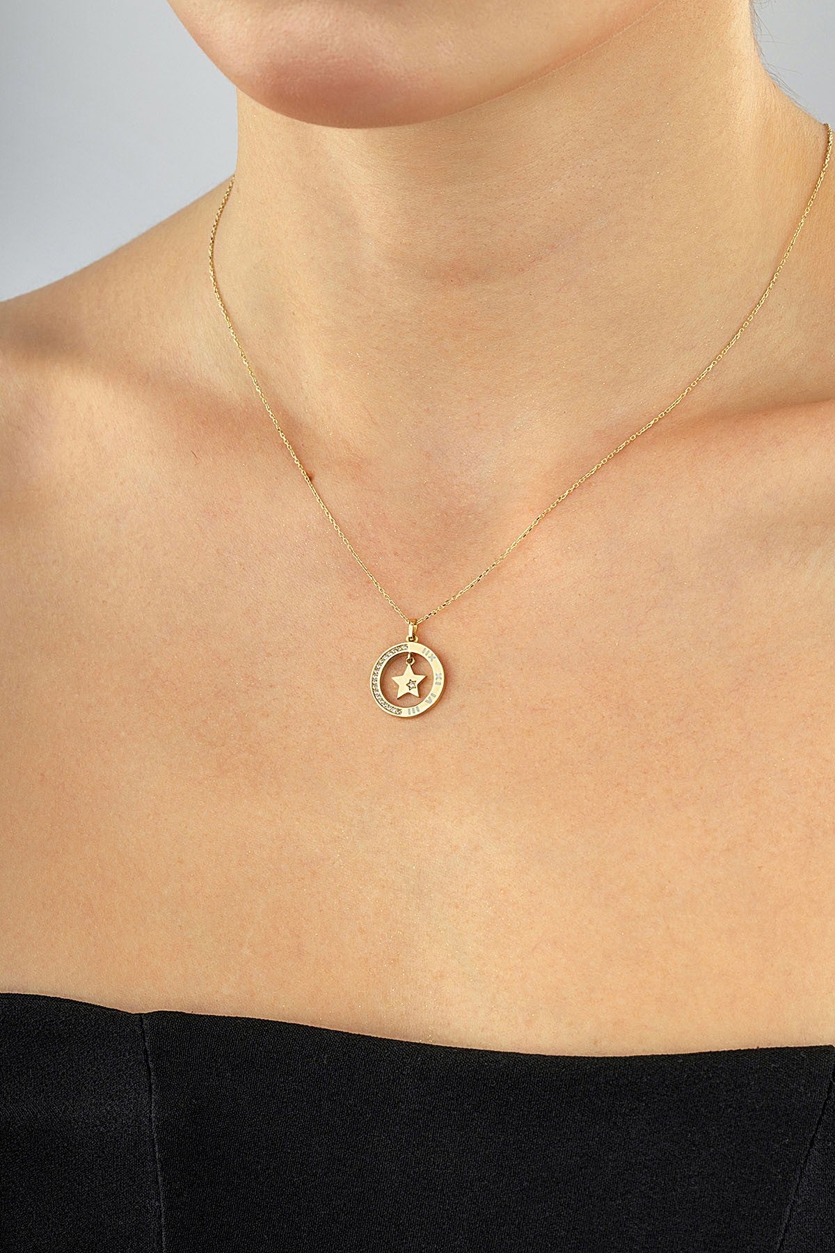 14K Stone-Set Star Detail Hoop Gold Necklace Secondary image