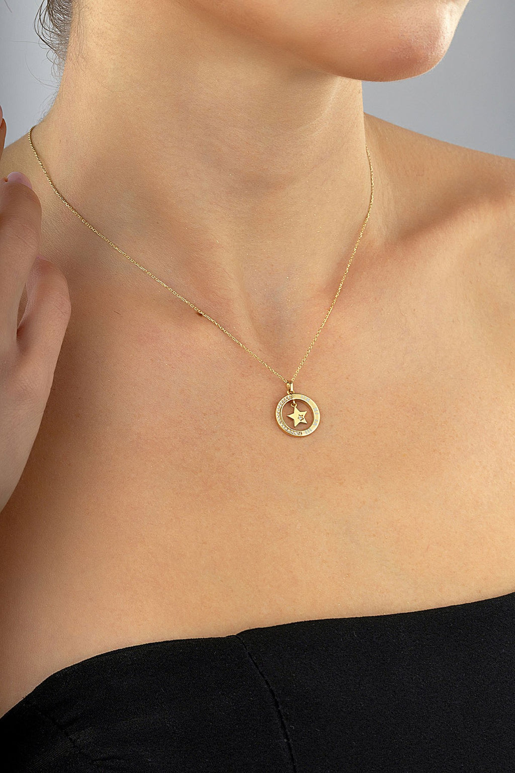 14K Stone-Set Star Detail Hoop Gold Necklace