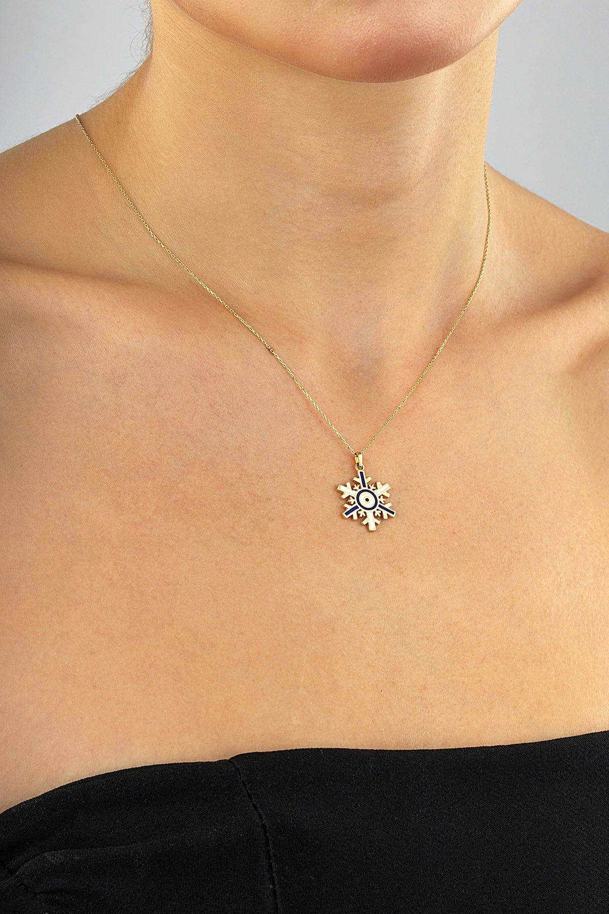 14K Black White Enamel Gold Necklace