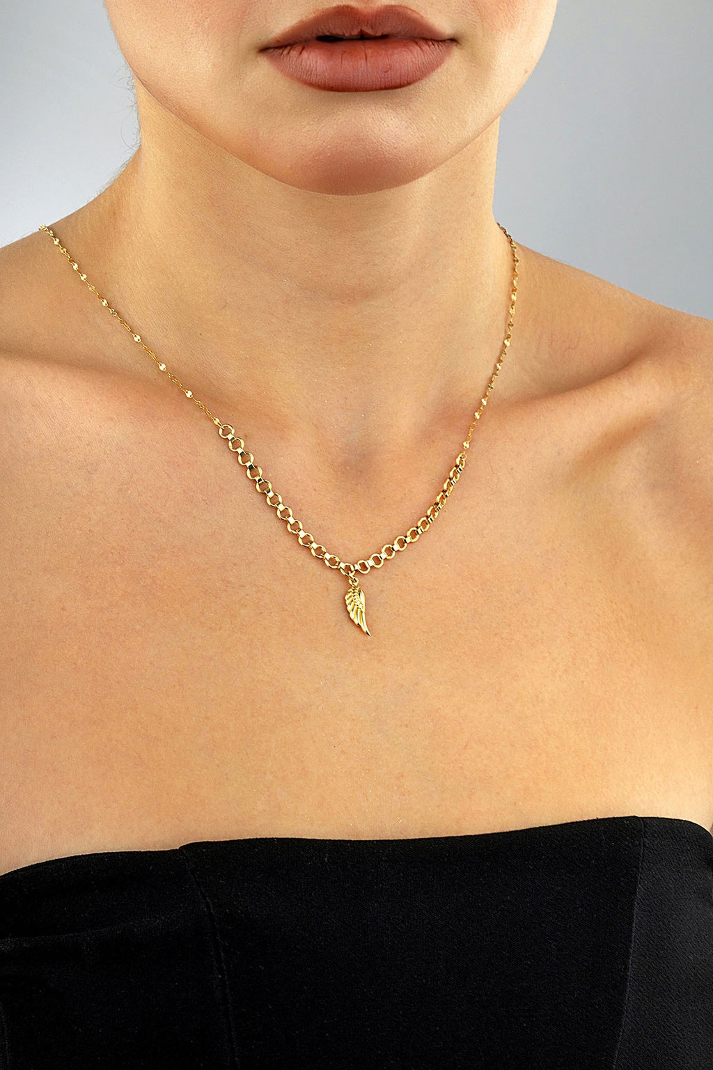 14K Wing Motif Gold Necklace