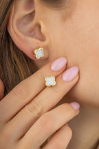 Inner Patterned Leaf Gold Earrings