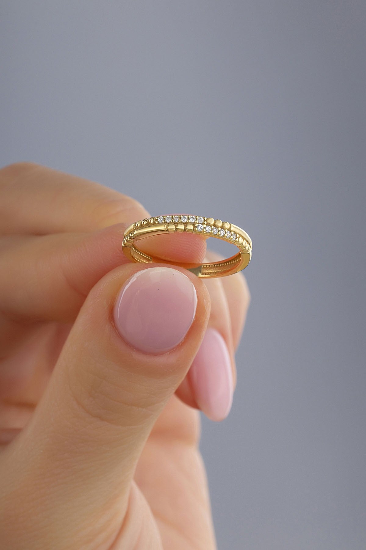 Row Stone-Set Gold Ring