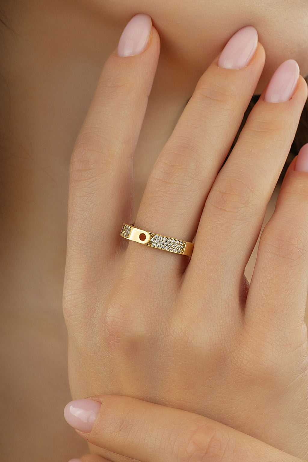 Row Stone-Set Modern Gold Ring