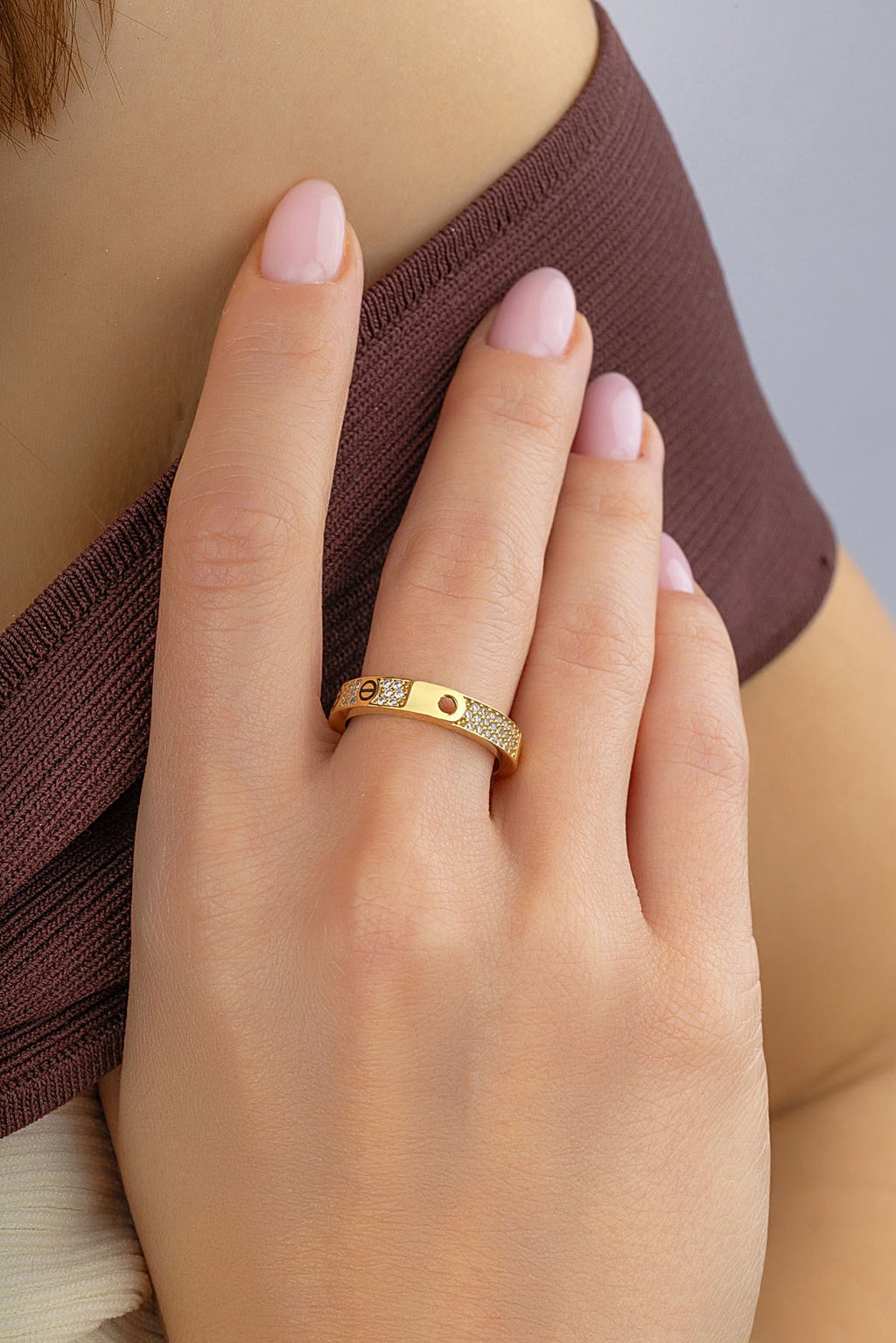Row Stone-Set Modern Gold Ring