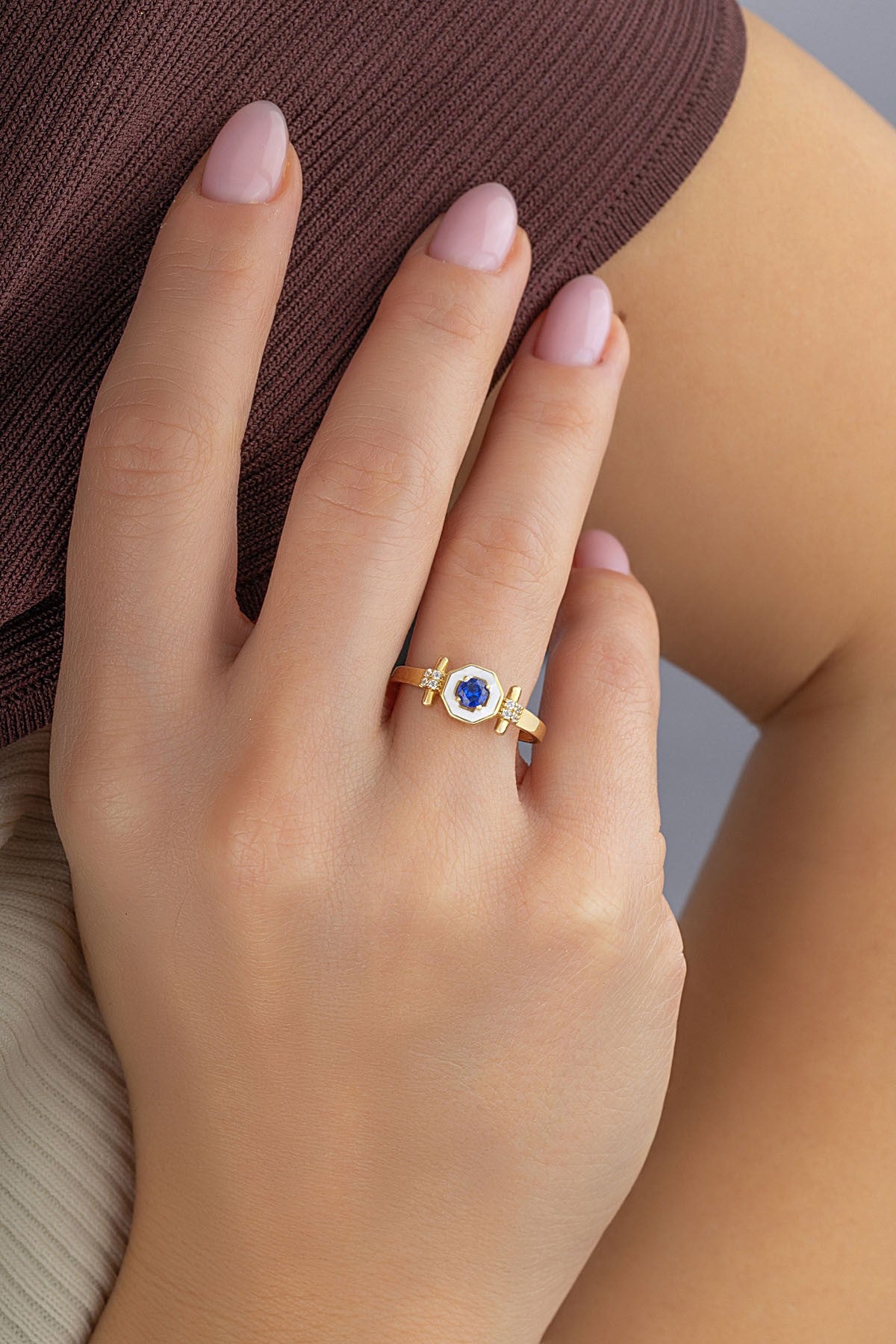 Blue Stone-Set SeDaughtergen Gold Ring