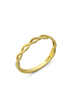 Modern Knot Gold Ring