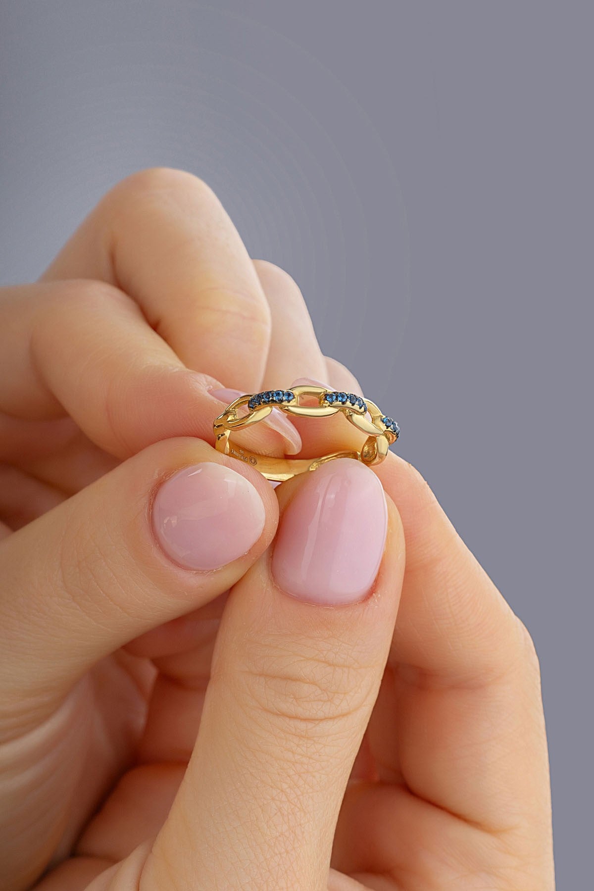 Blue Link Gold Ring