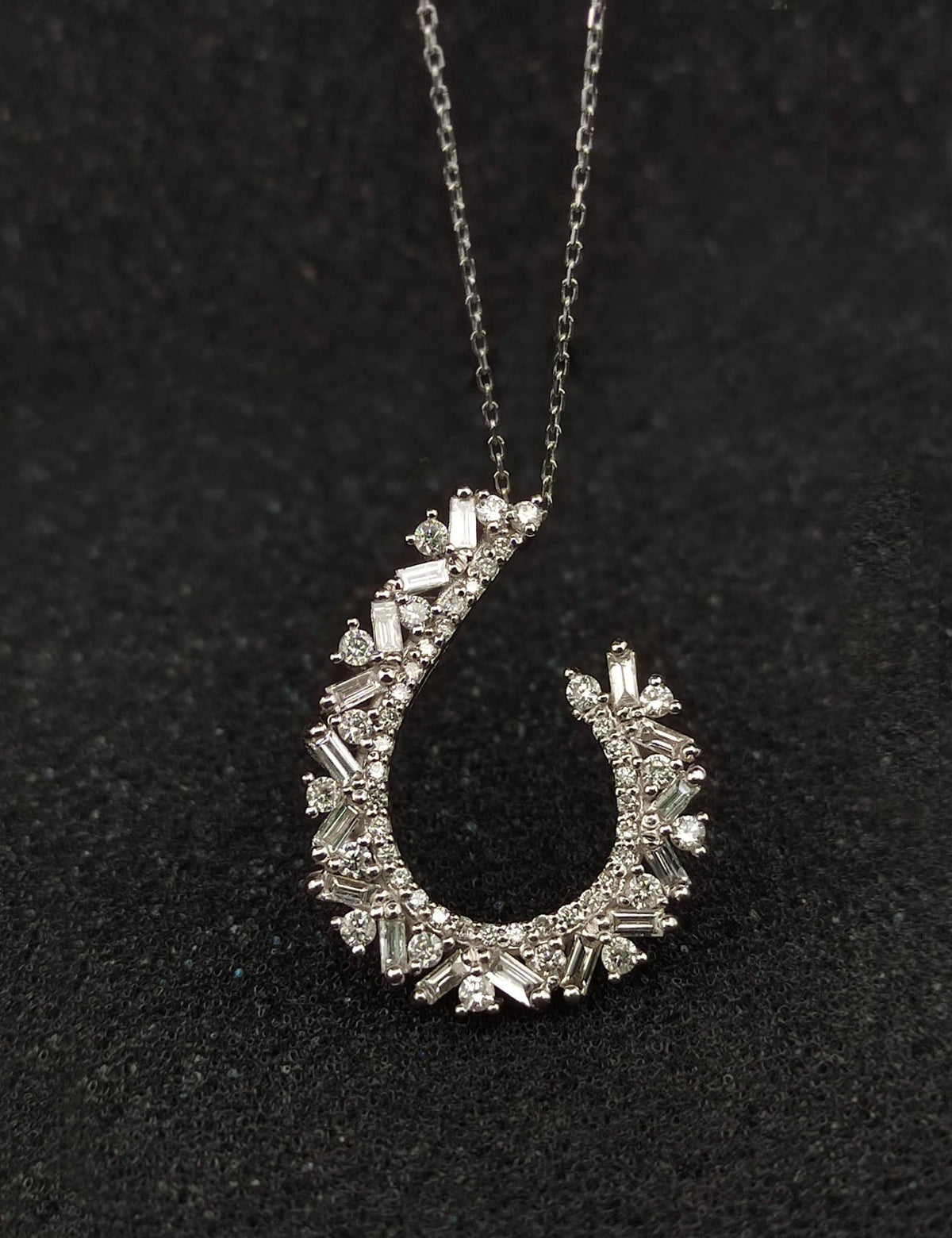 0.92 Carat Diamond Fancy Necklace