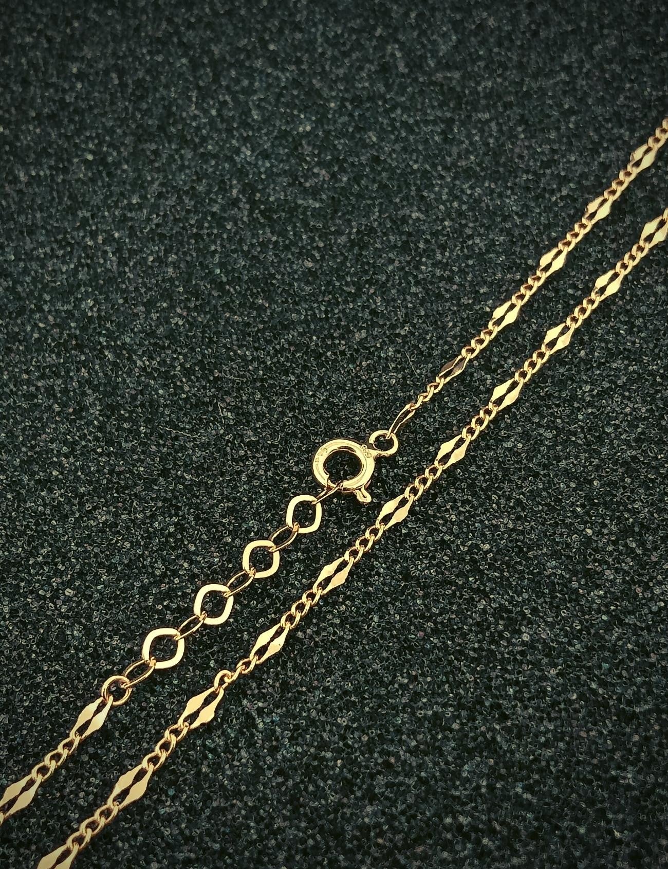 14K Boomerang Detail Chain Gold Necklace
