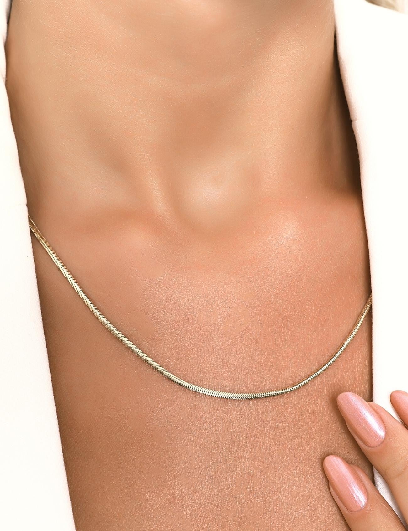 14K Herringbone Bold Chain Gold Necklace Main image