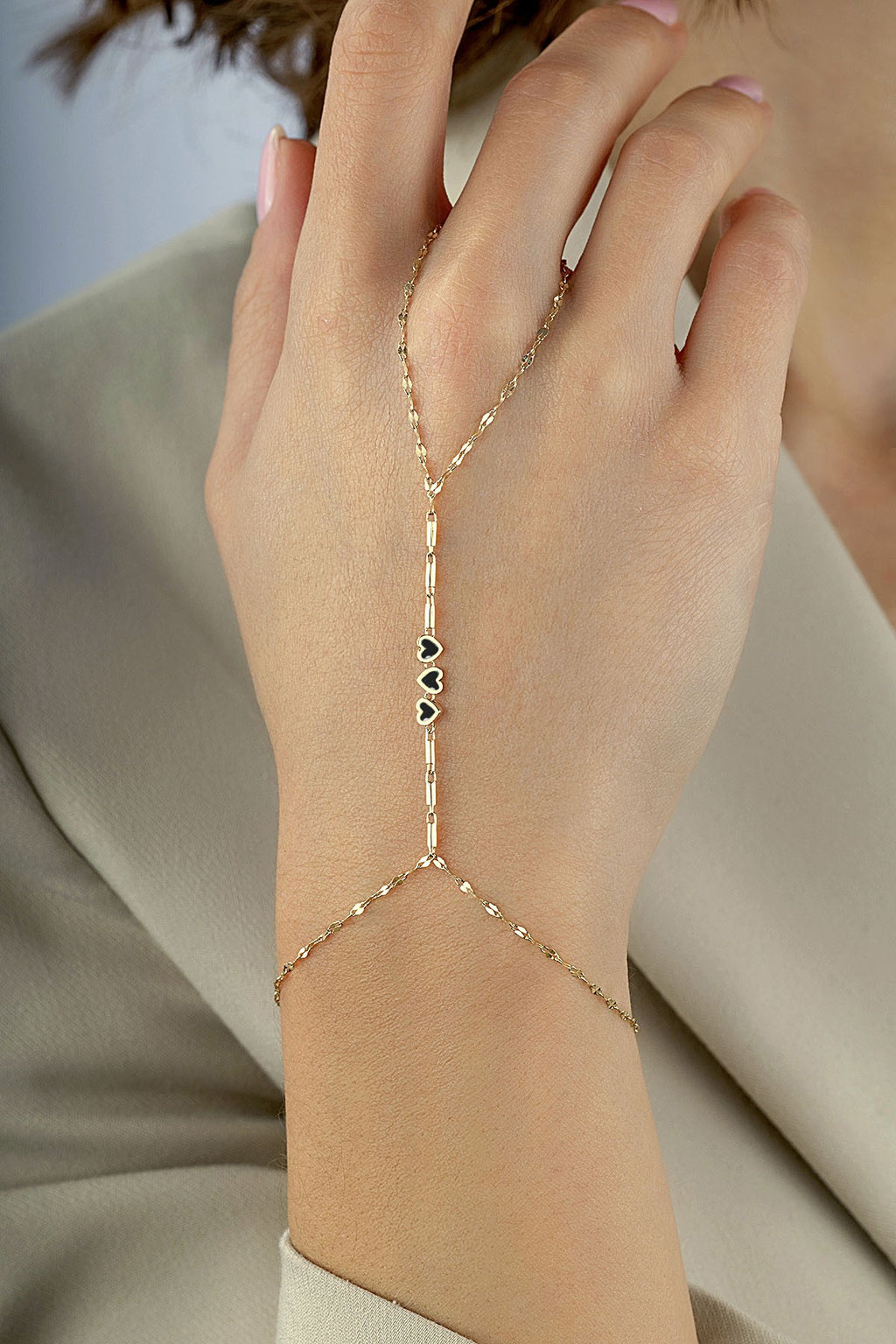 14K 3 Black Heart Gold Hand Chain Bracelet