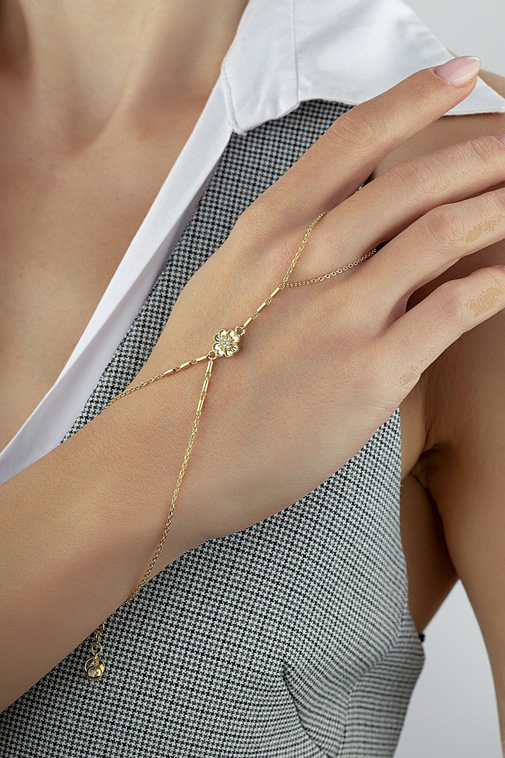 14K Stone-Set Clover Motif Gold Hand Chain Bracelet