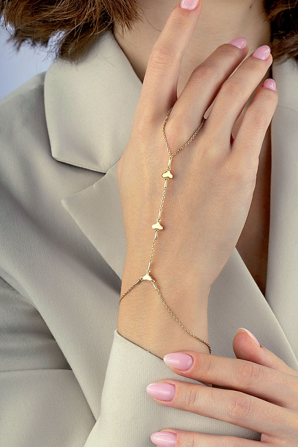 14K Chain Heart Gold Hand Chain Bracelet